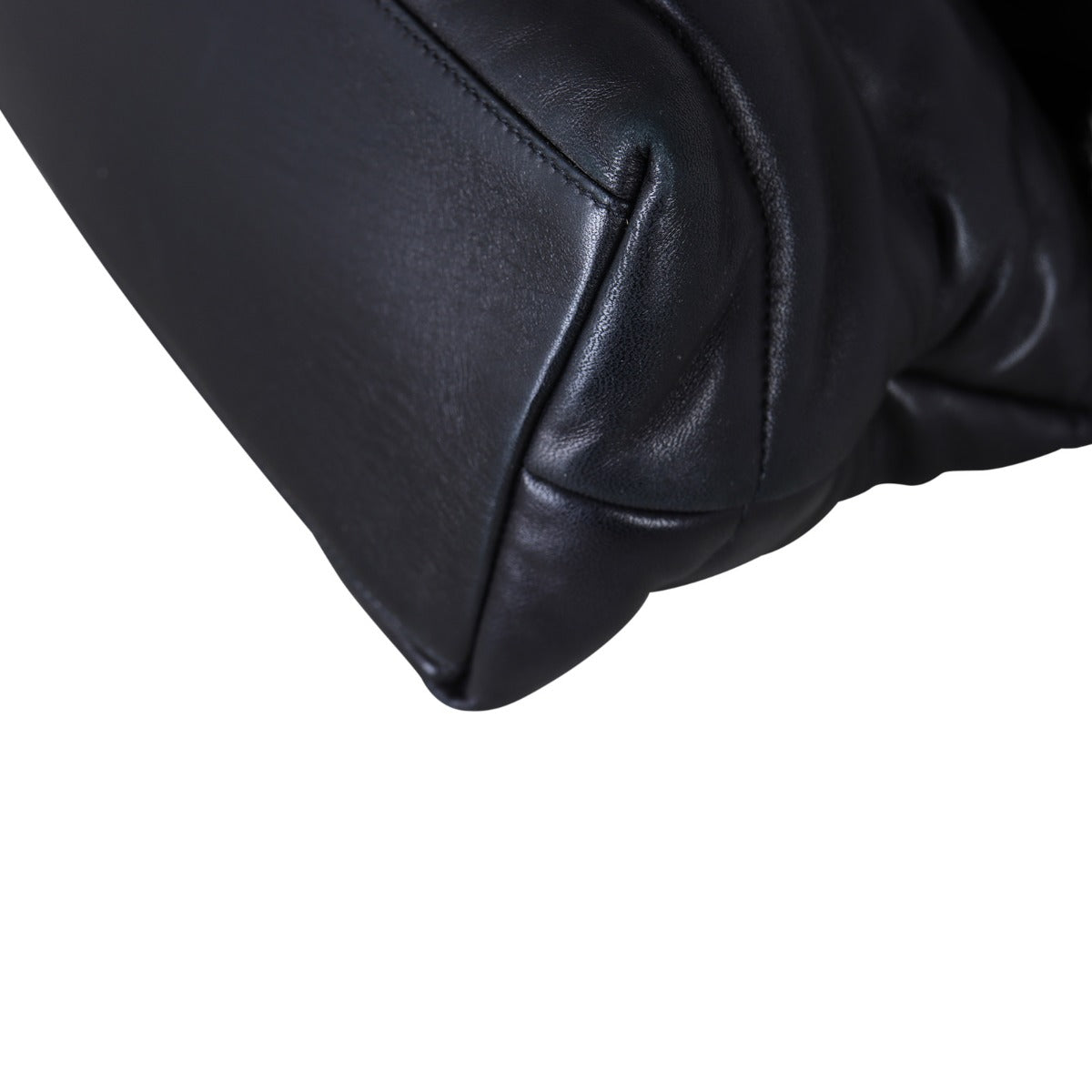 Saint Laurent Loulou Puffer Medium