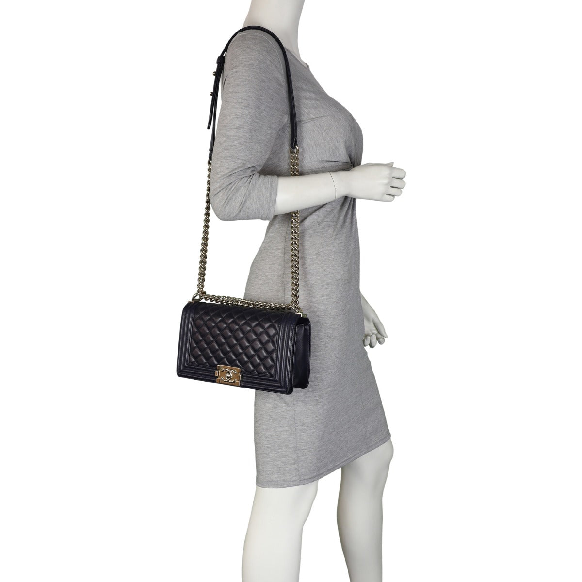 Chanel Boy Old Medium | Black 22 Series