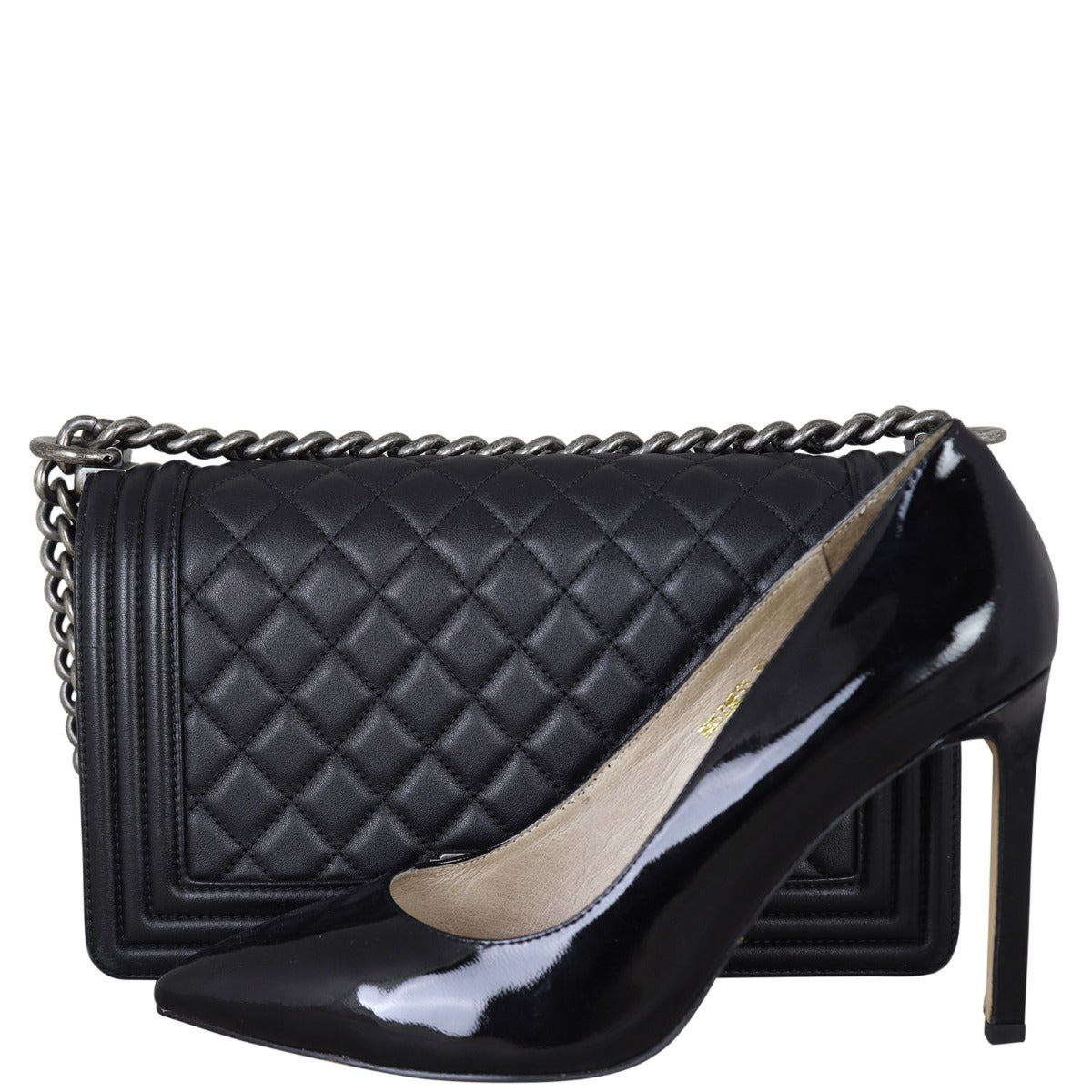 Chanel Boy Old Medium | 26 Series
