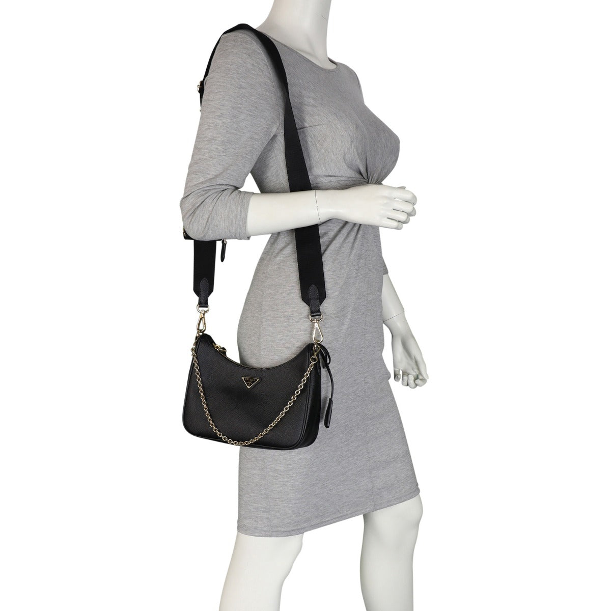 Prada Re-edition 2005 Saffiano Shoulder Bag