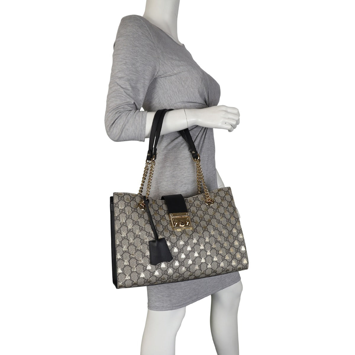 Gucci GG Supreme Bees Medium Padlock Tote