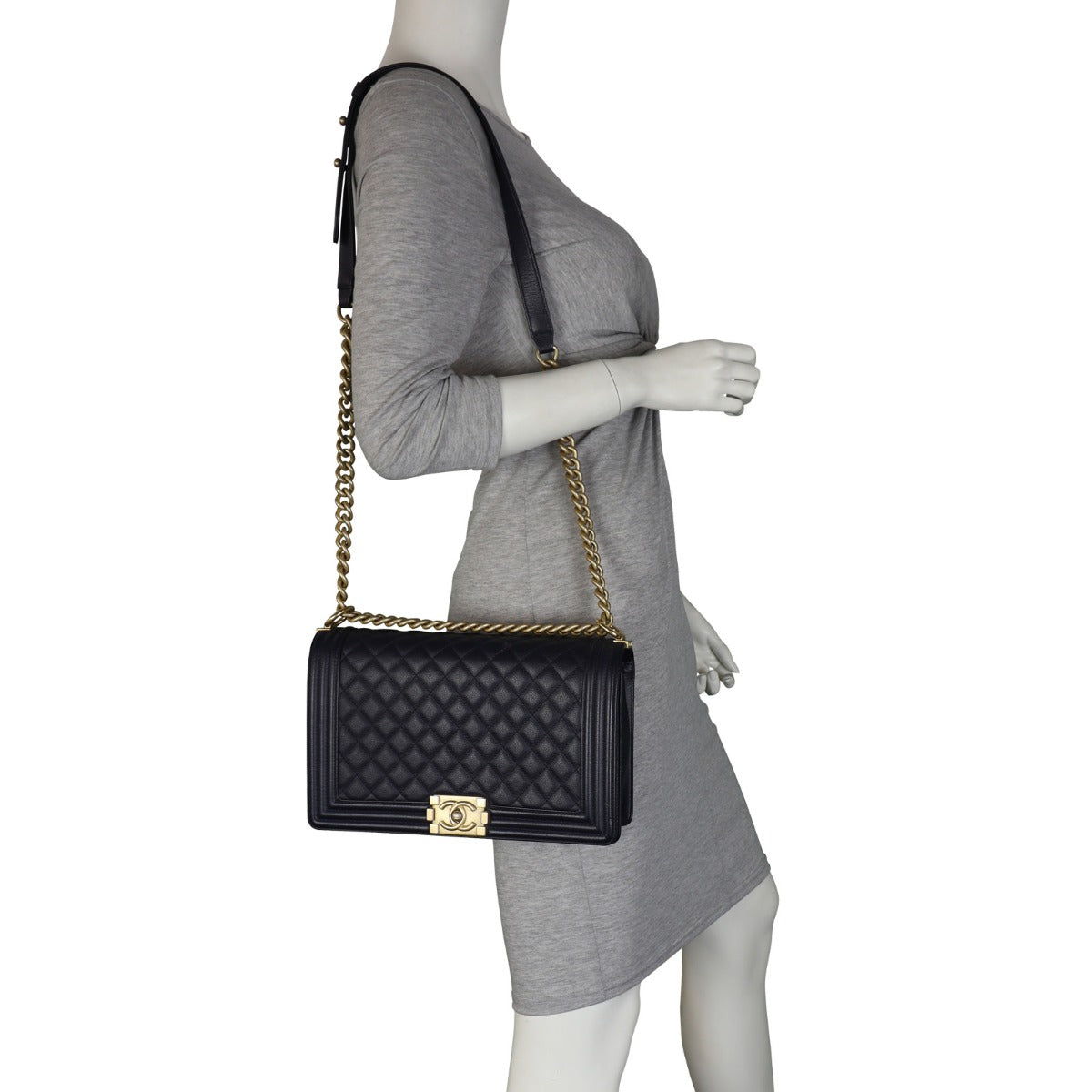Chanel Boy New Medium | Black 24 Series