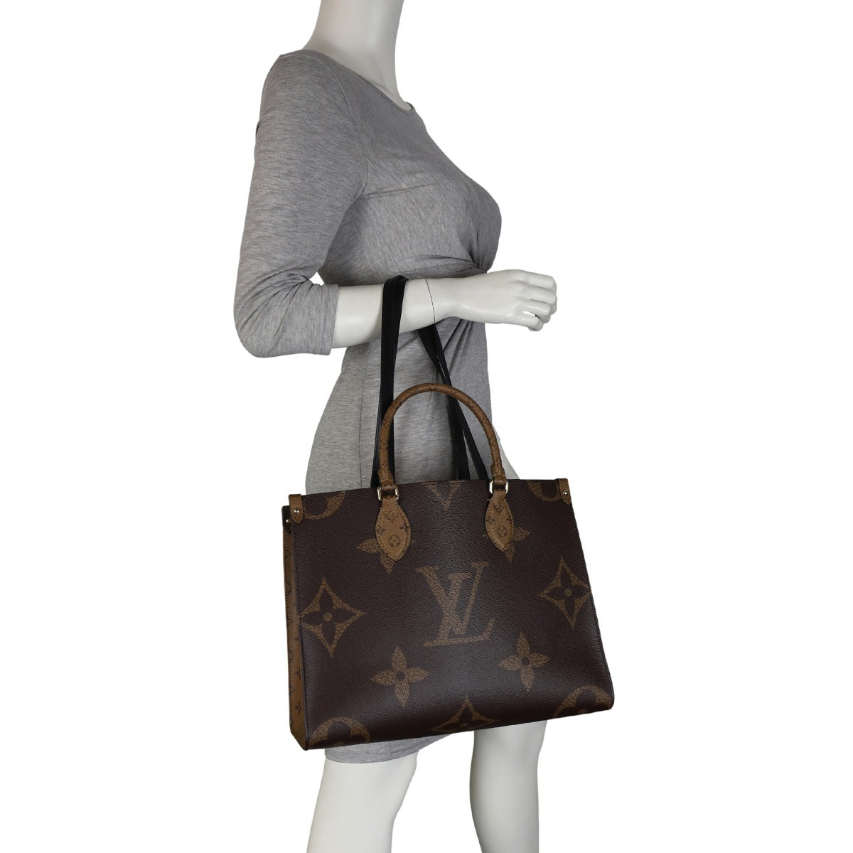 Louis Vuitton OnTheGo MM Monogram Giant Reverse