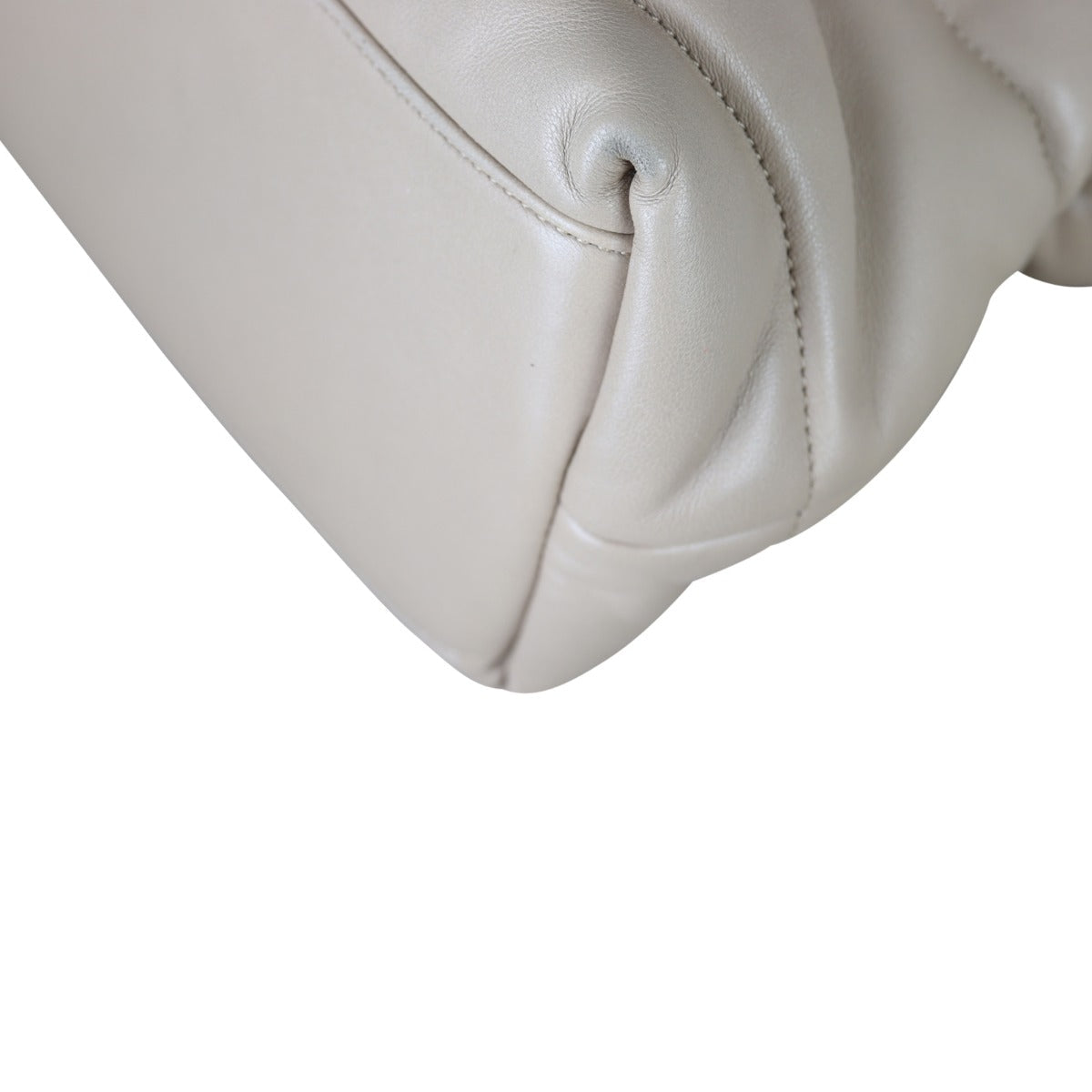 Saint Laurent Loulou Puffer Medium