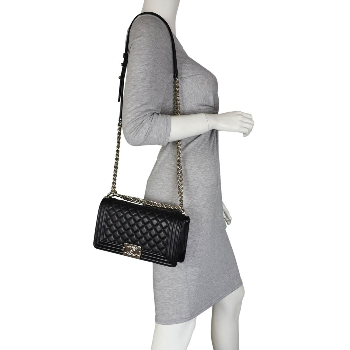 Chanel Boy Old Medium | GHW 22 Series