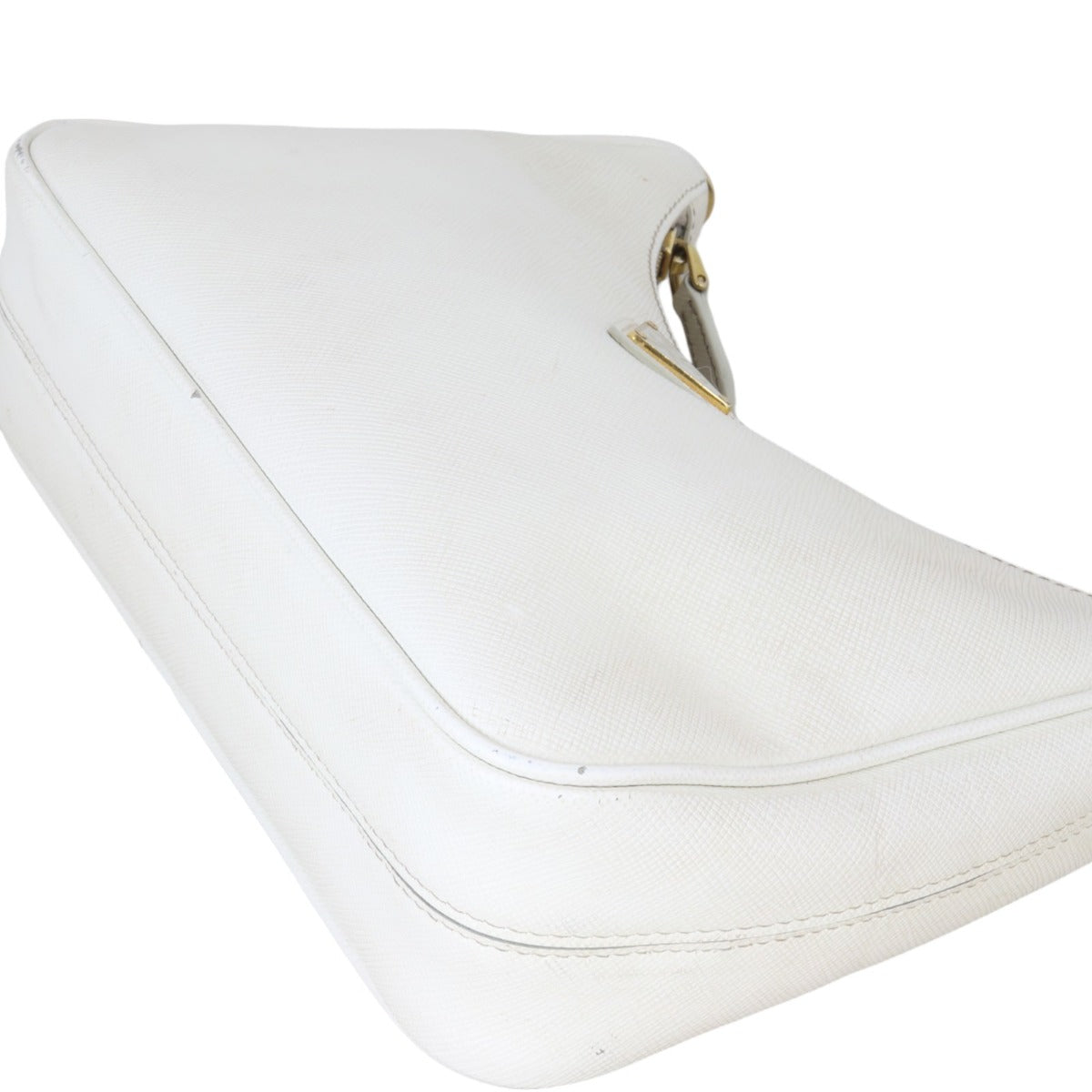 Prada Re-edition 2005 Saffiano Shoulder Bag