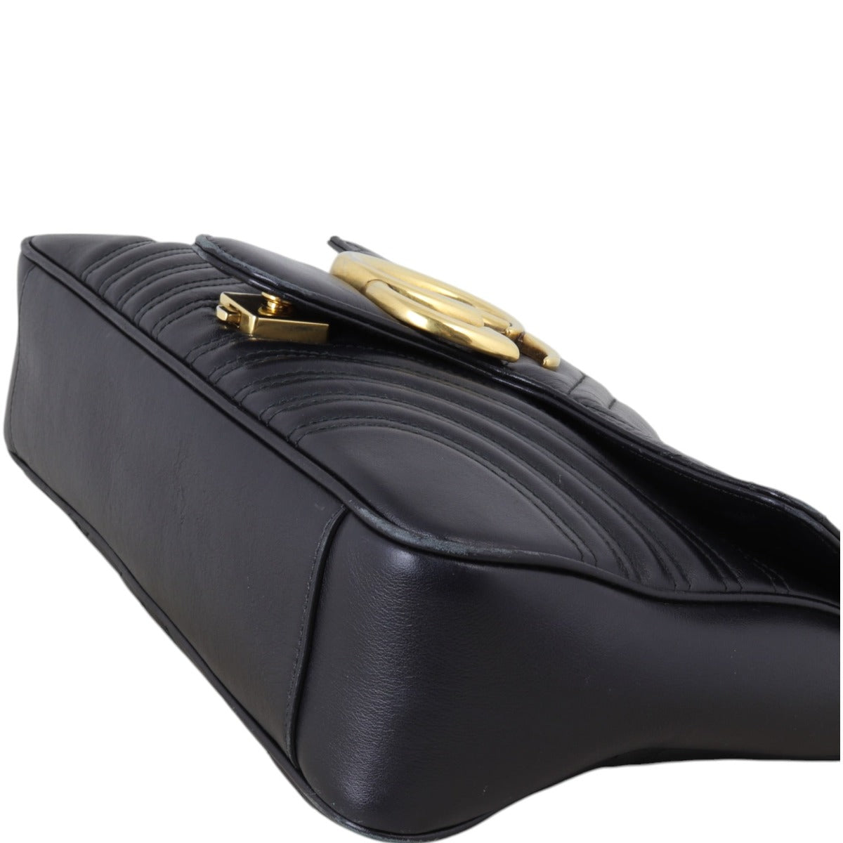 Gucci GG Marmont Matelasse Medium Shoulder Bag
