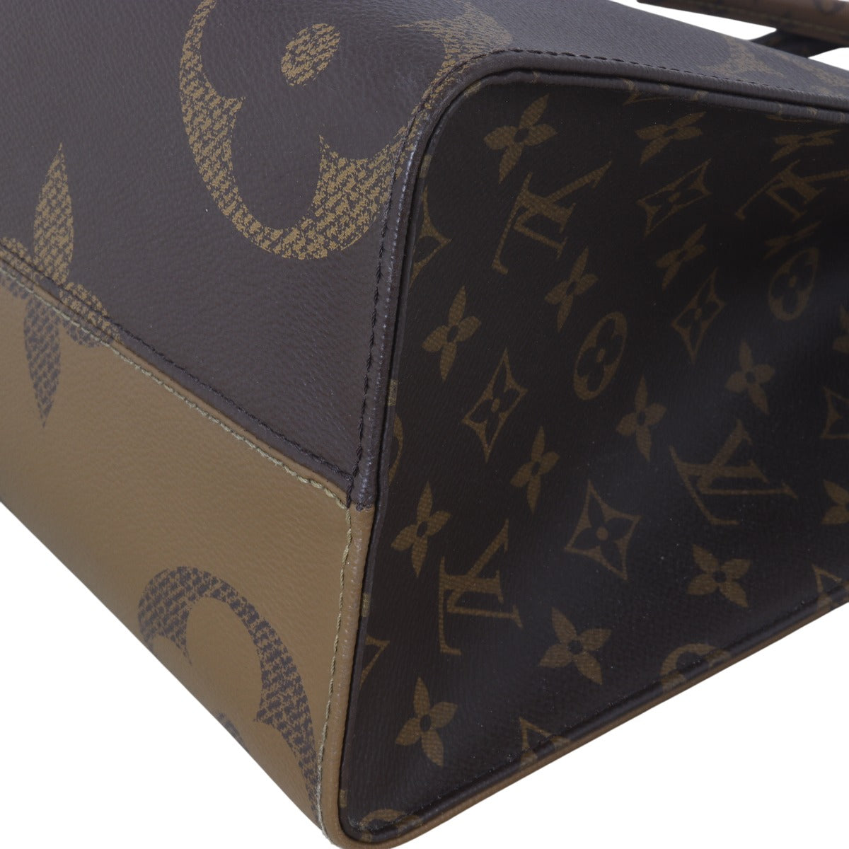 Louis Vuitton OnTheGo MM Monogram Giant Reverse