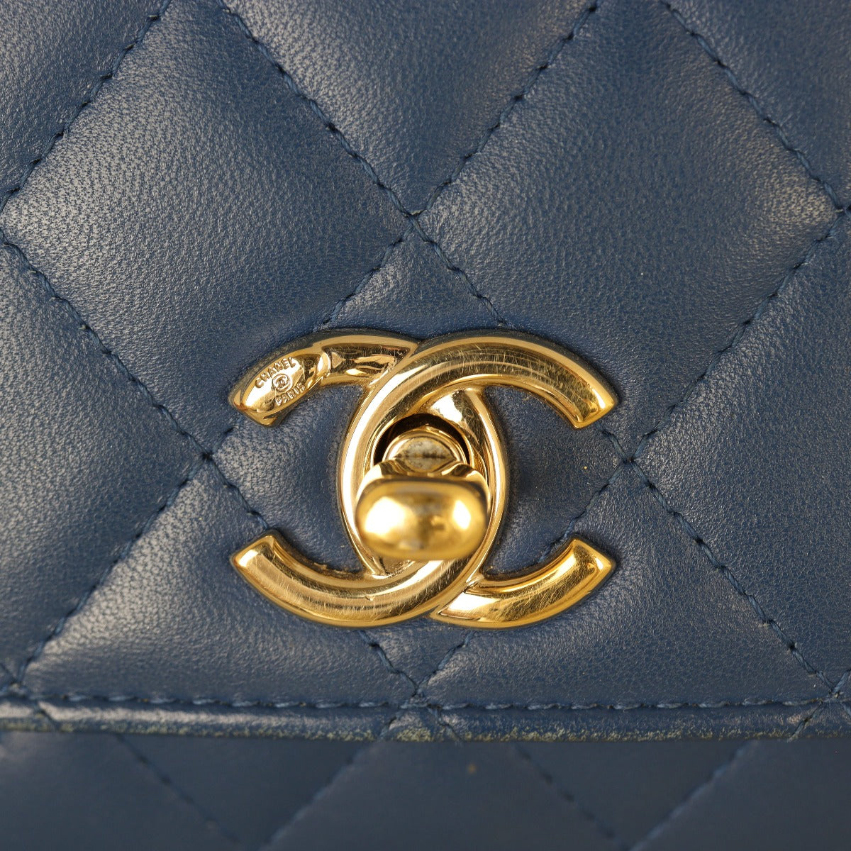 Chanel CC Trendy Wallet on Chain