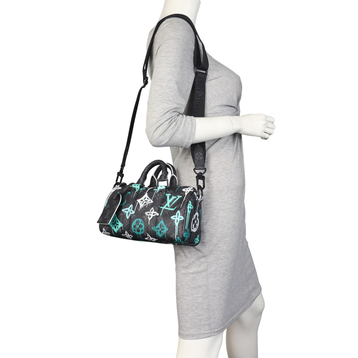 Louis Vuitton Keepall 25 Bandouliere Monogram Eclipse Graffiti