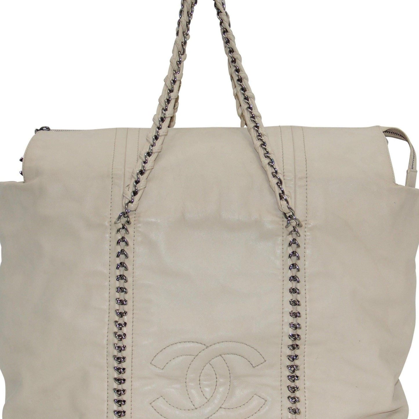 Chanel Luxe Ligne Tote