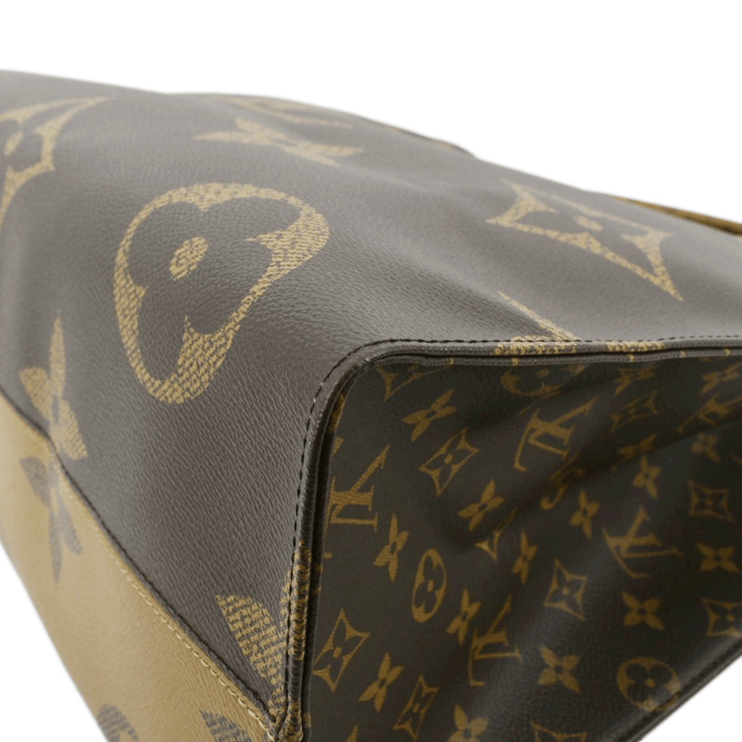 LOUIS VUITTON Onthego GM Giant Monogram Canvas Tote Shoulder Bag Brown