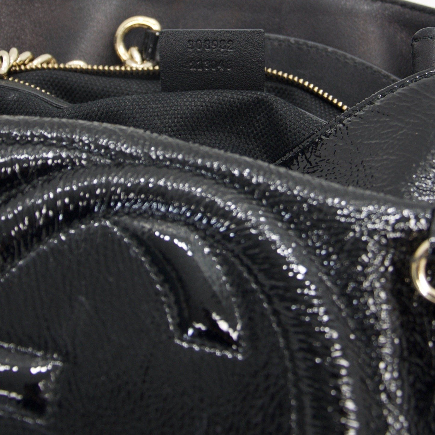 Gucci Black Patent Medium Soho Chain Shoulder Bag