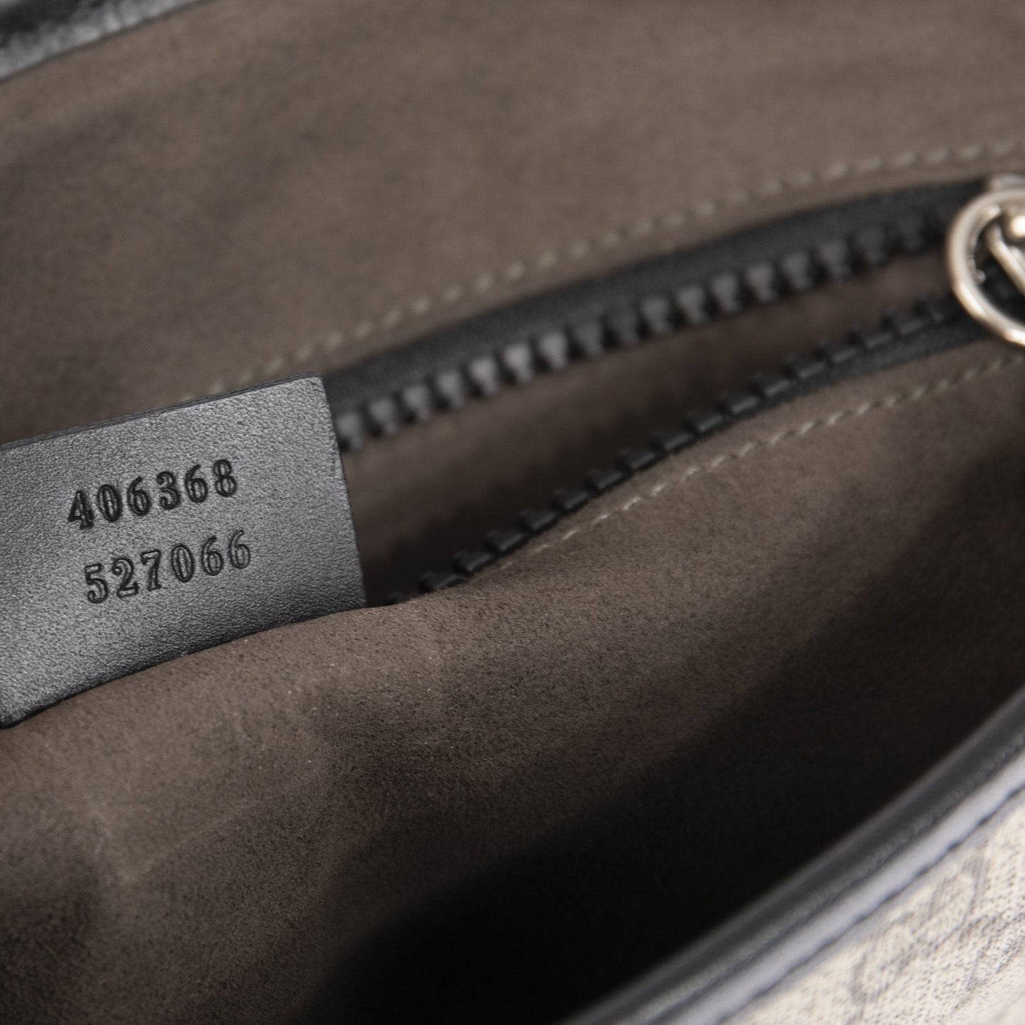 Gucci GG Supreme Messenger Bag