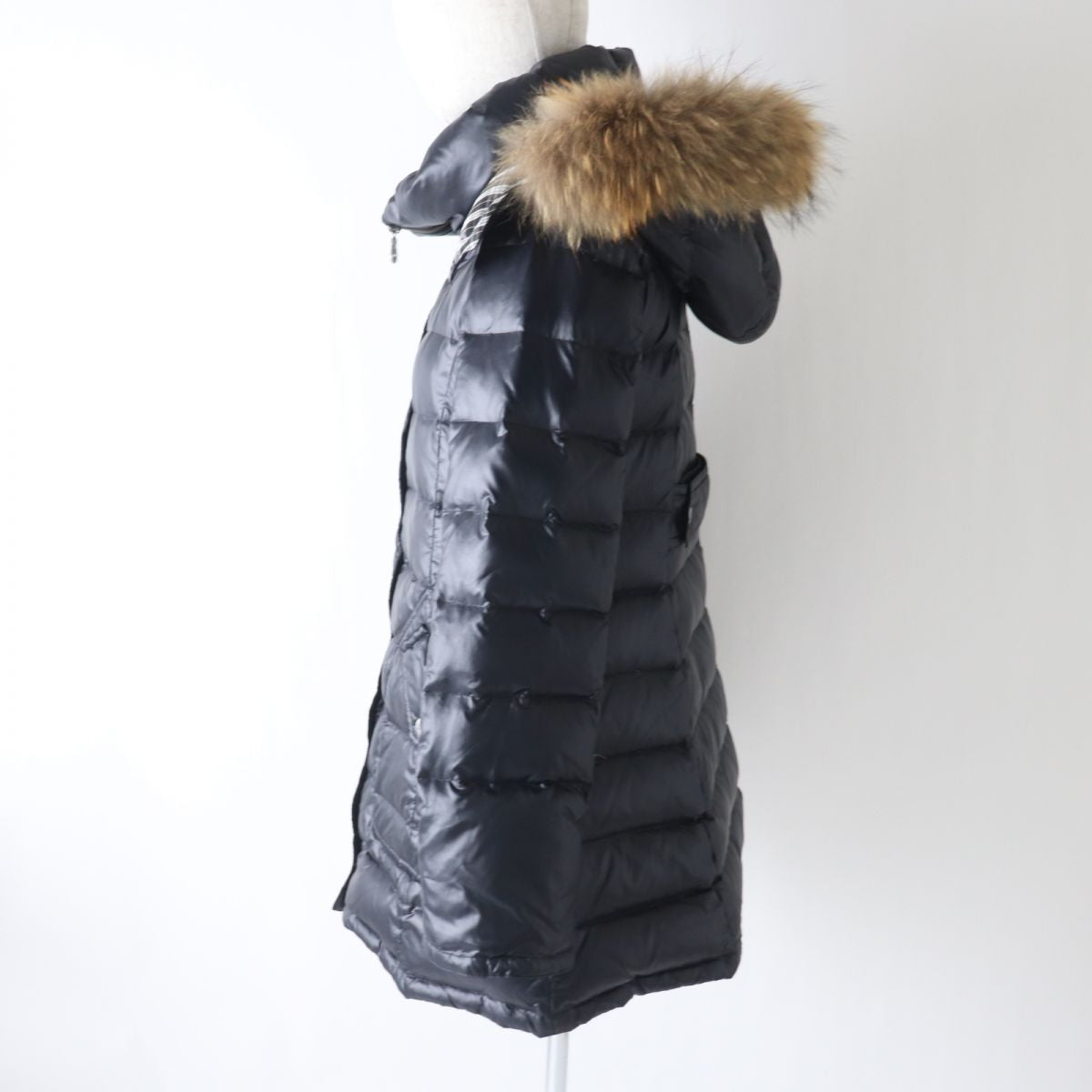 BURBERRY down coat Main: 100% nylon, Outer: 100% polyester, Outer: 65% polyester, Outer: 35% rayon, Fur: raccoon black Women 40