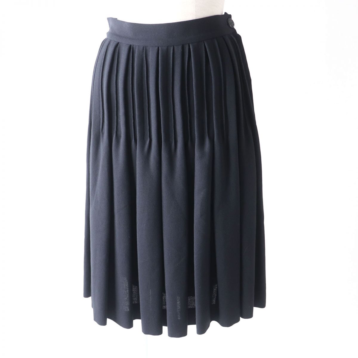 CHANEL skirt P41079 Outer: 70% rayon, Outer: 30% wool, Lining: 100% silk black Women 36