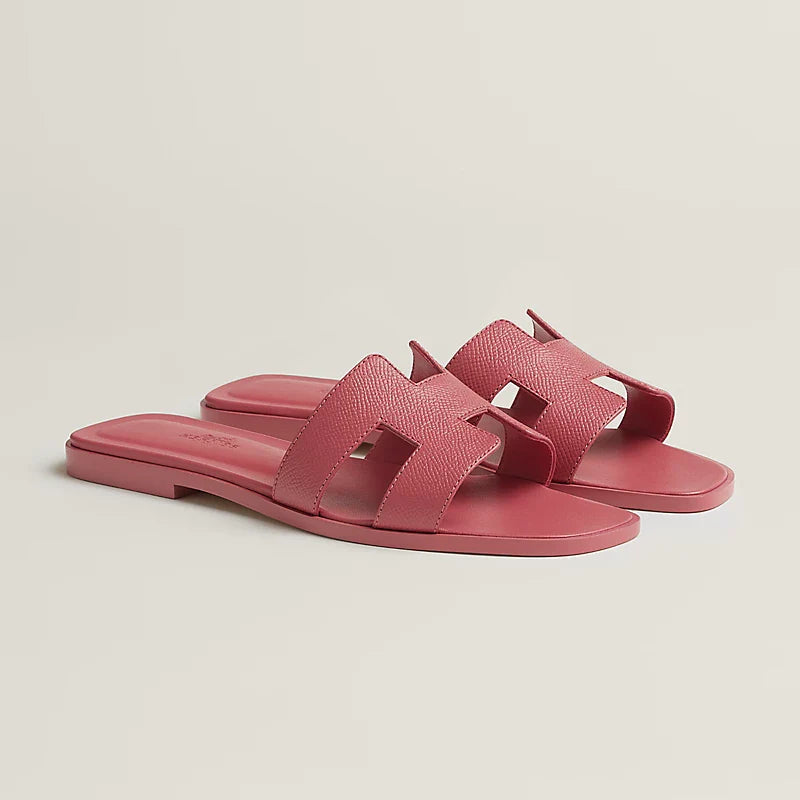 HERMÈS ORAN LEATHER SANDALS
