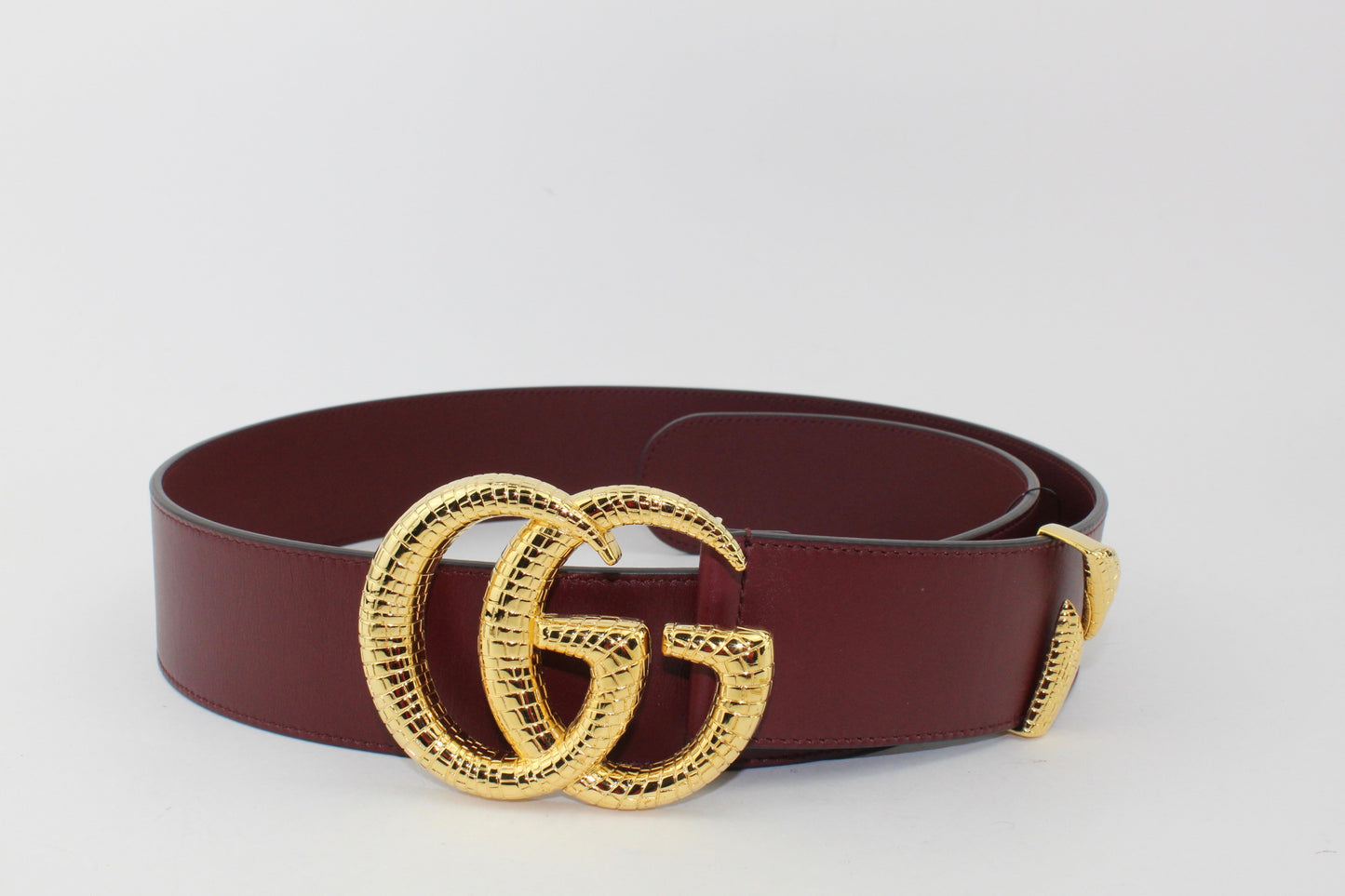 GUCCI GG SNAKESKIN EFFECT LOGO WIDE  LEATHER BELT IN BURGUNDY