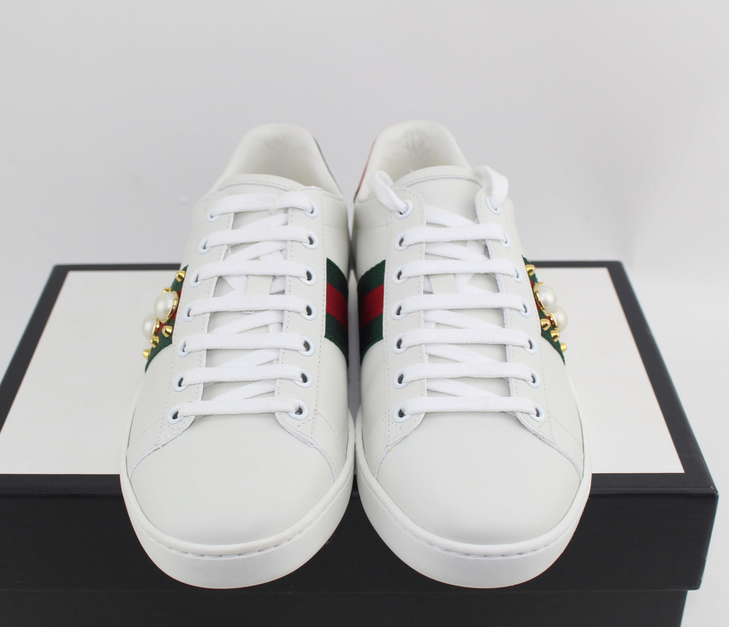 GUCCI ACE STUDDED LEATHER SNEAKERS SIZE 37.5