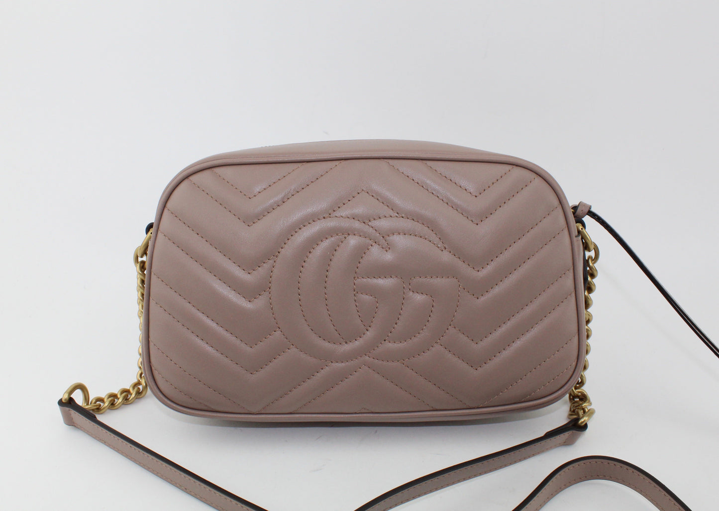 GUCCI GG MARMONT SMALL MATELASSE SHOULDER  BAG