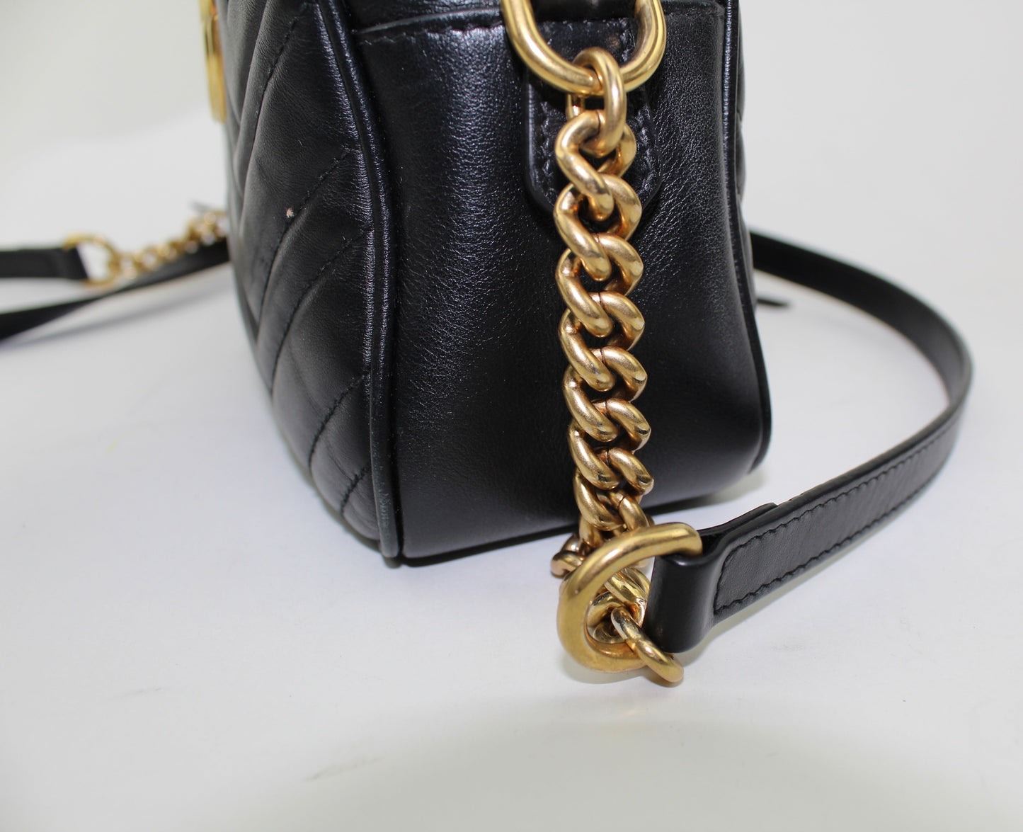 GUCCI GG MATÈLASSE CAMERA BAG