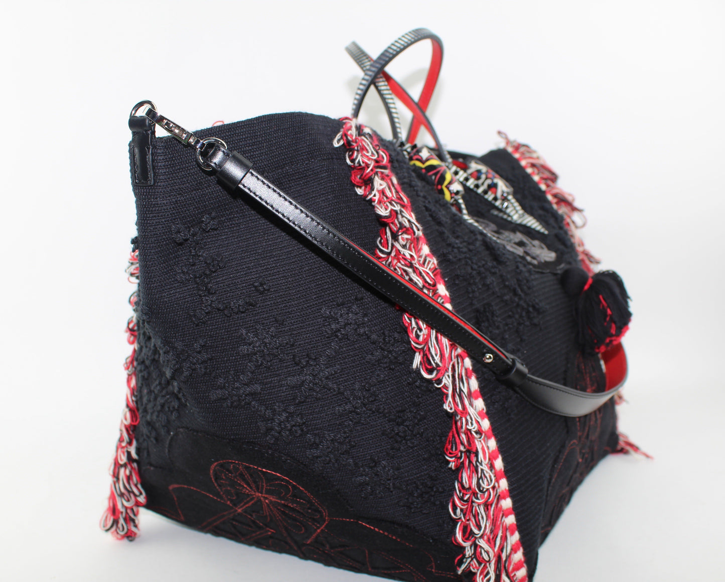 CHRISTIAN LOUBOUTIN PORTUGABA
