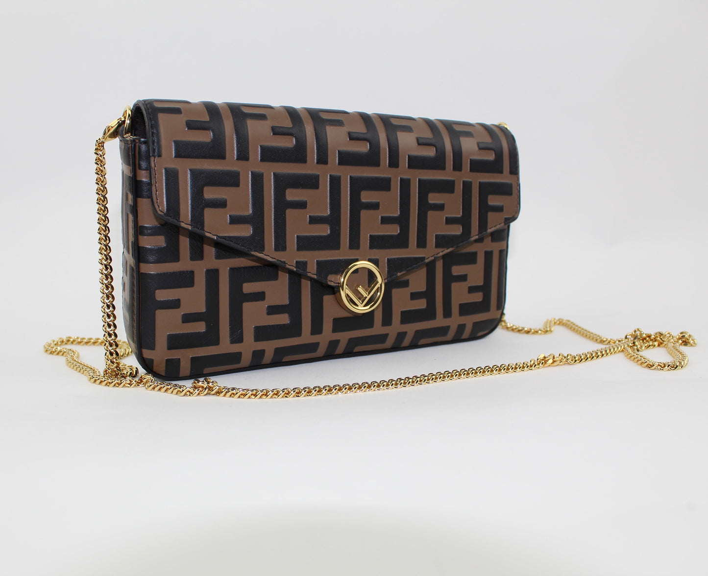 FENDI CHAIN BAG WITH POUCHES