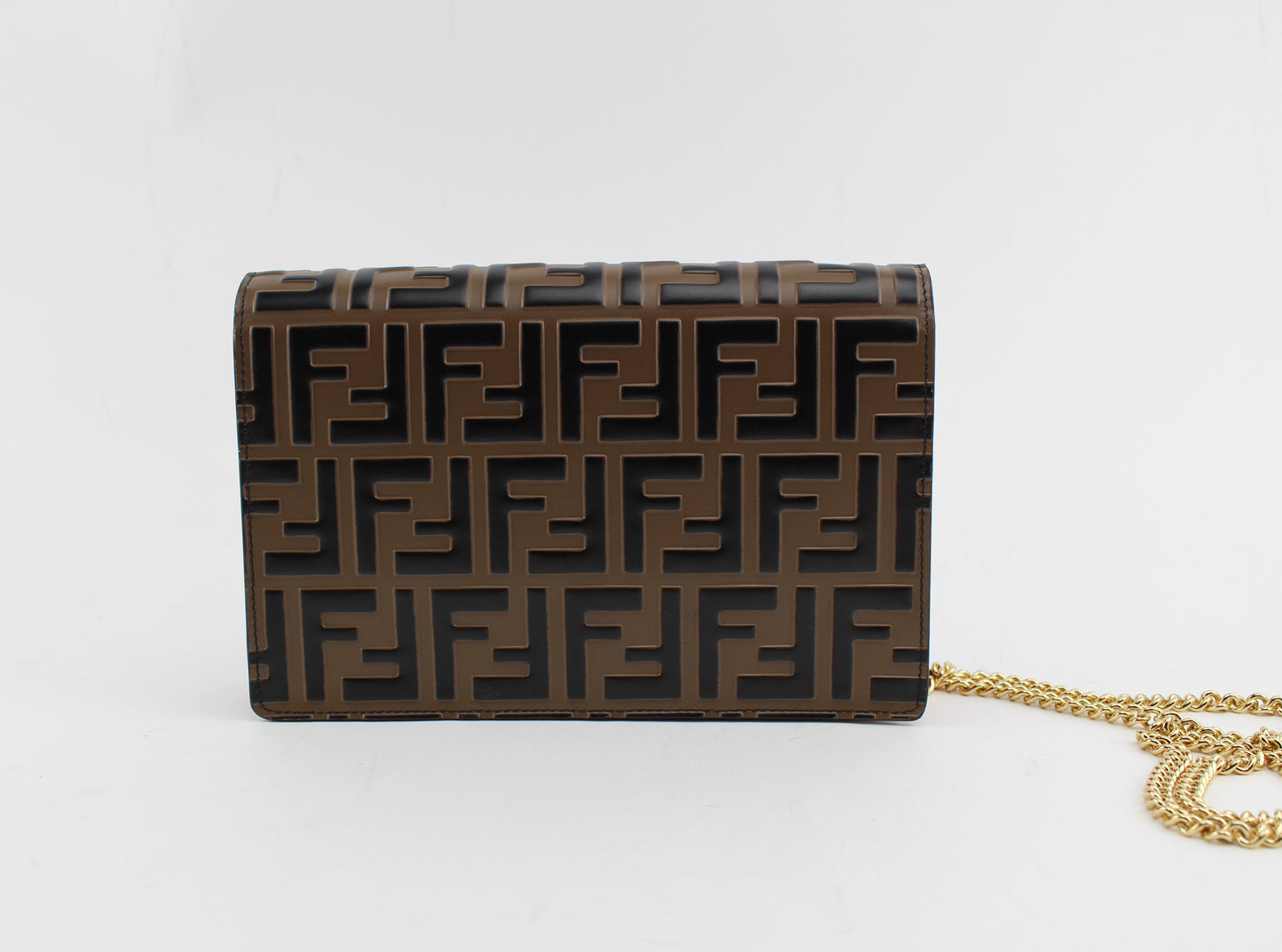 FENDI LOGO LEATHER CHAIN BAG