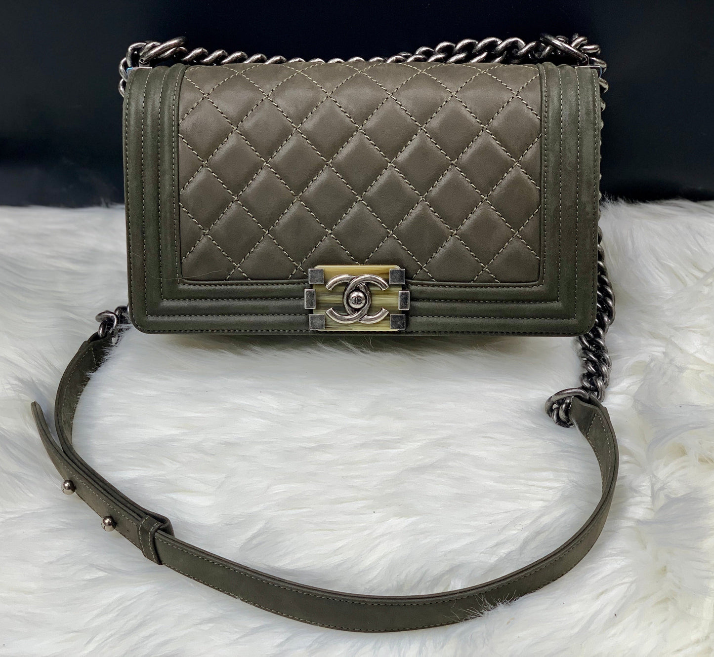 CHANEL OLD MEDIUM BOY BAG