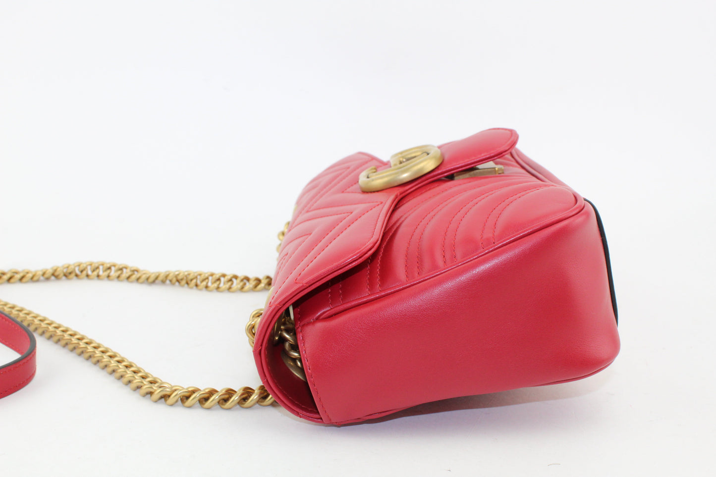 Gucci GG Marmont Medium Matelasse Shoulder bag