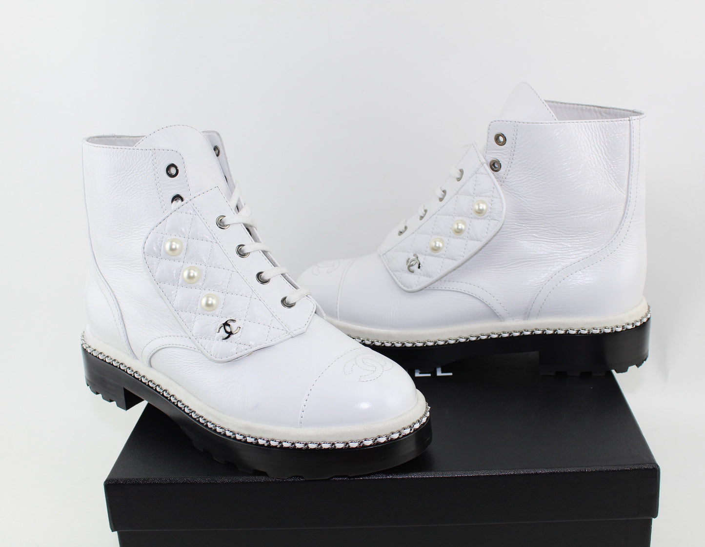 CHANEL CRACKLED CALFSKIN PEARL CHAIN CC BOOTS SIZE 40