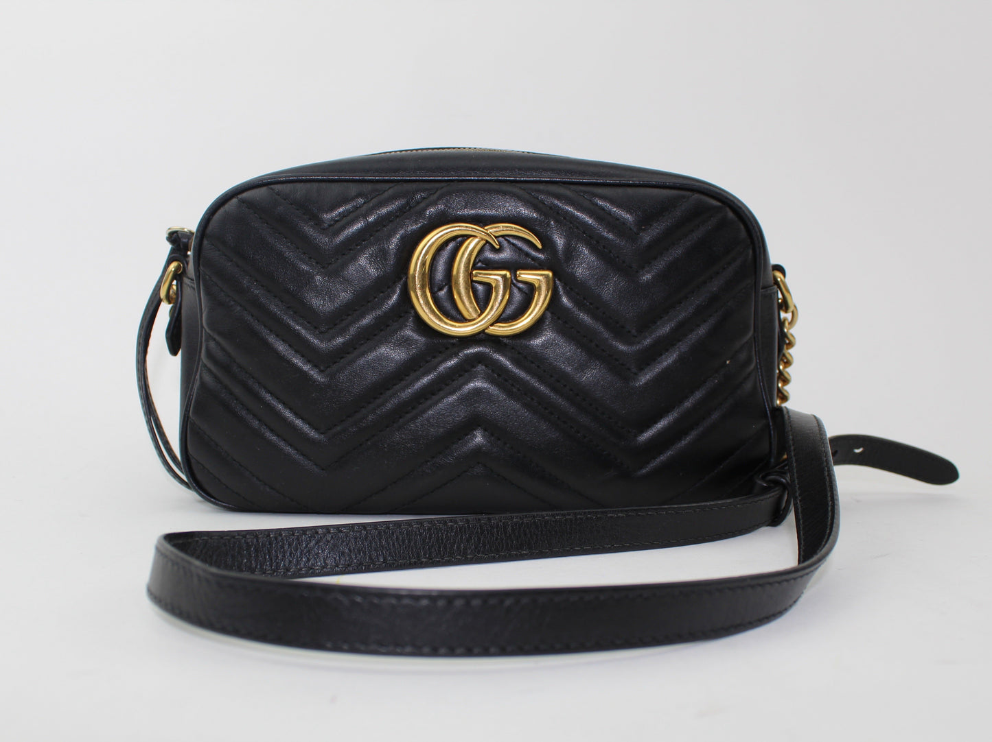 GUCCI GG MATÈLASSE CAMERA BAG