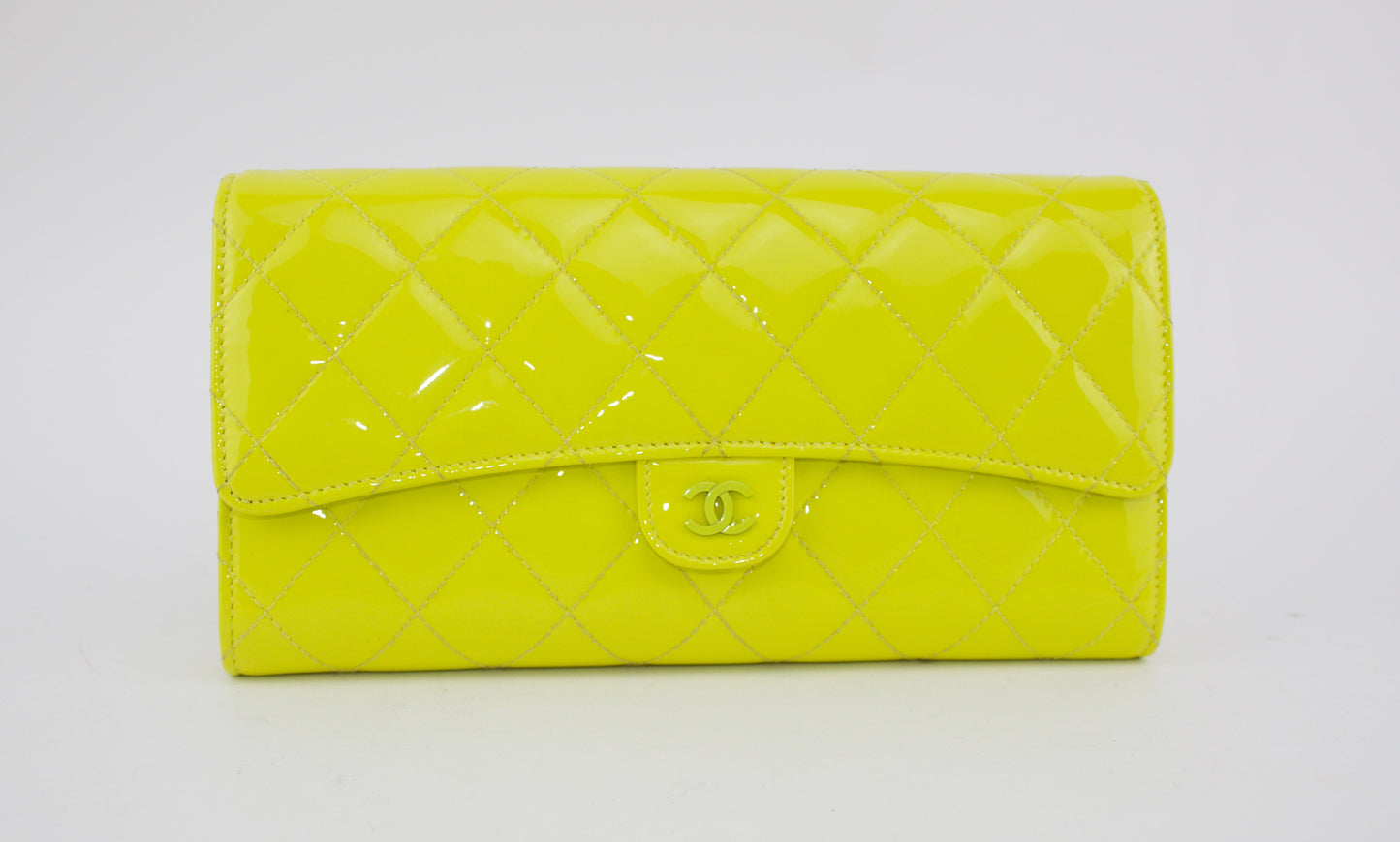 CHANEL PATENT QUILTED TRAVEL WALLET