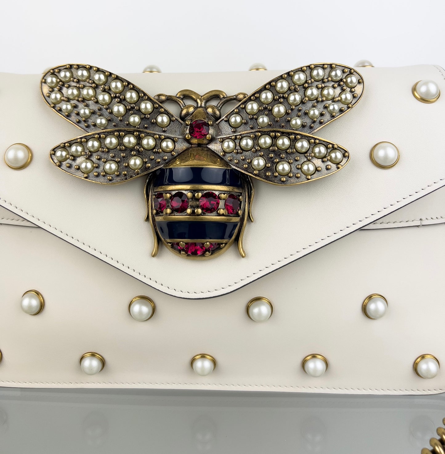 Gucci Broadway Pearly Bee Shoulder Bag Embellished Leather