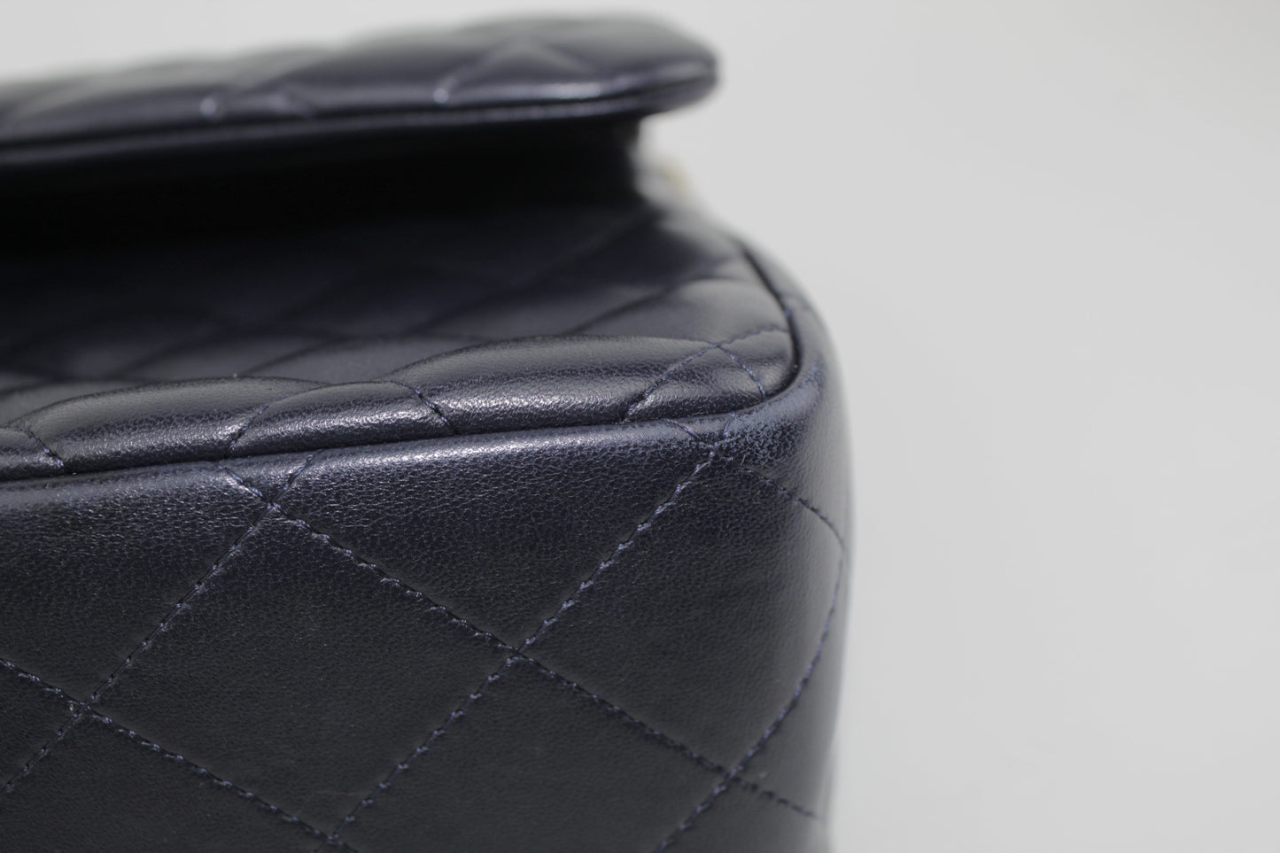 CHANEL LAMBSKIN QUILTED JUMBO DOUBLE FLAP BAG