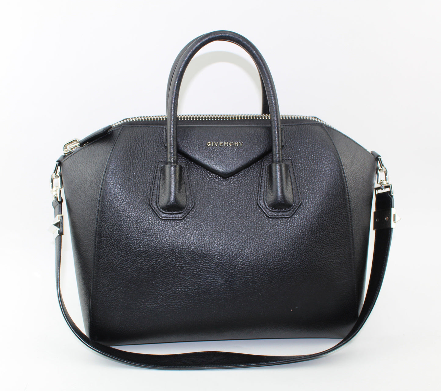 GIVENCHY MEDIUM ANTIGONA TOTE