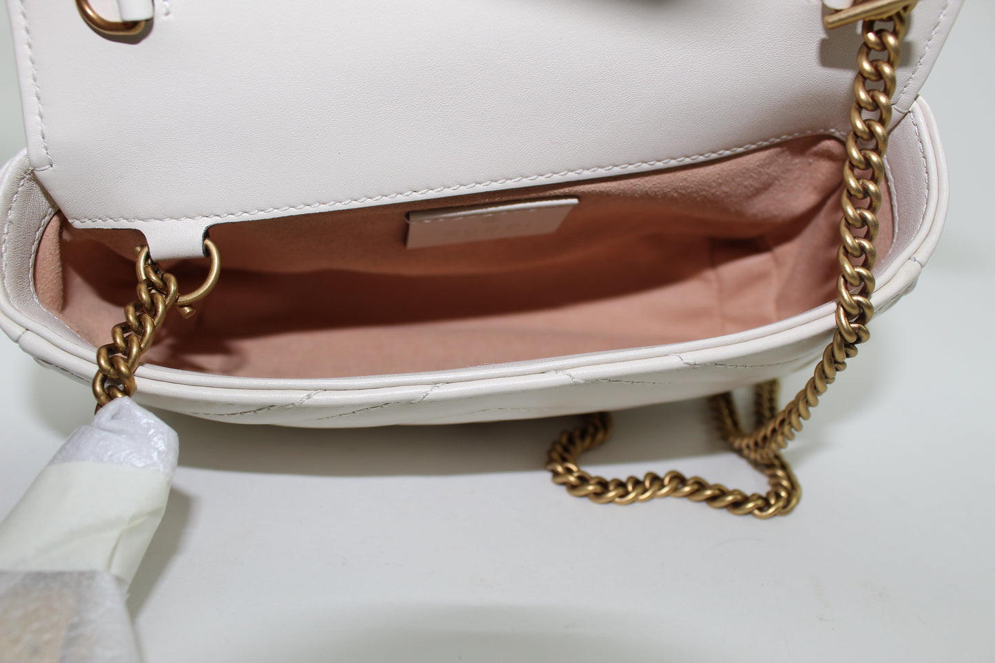 GUCCI GG MARMONT LEATHER SUPER MINI BAG