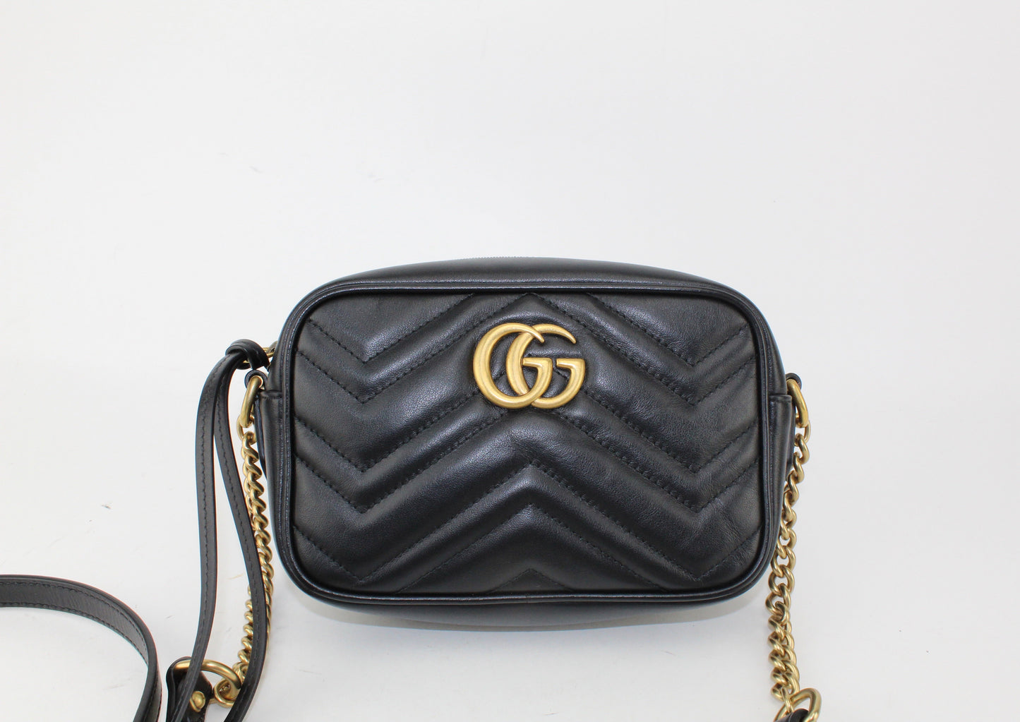 GUCCI GG MARMONT MATELASSE MINI CROSSBODY BAG