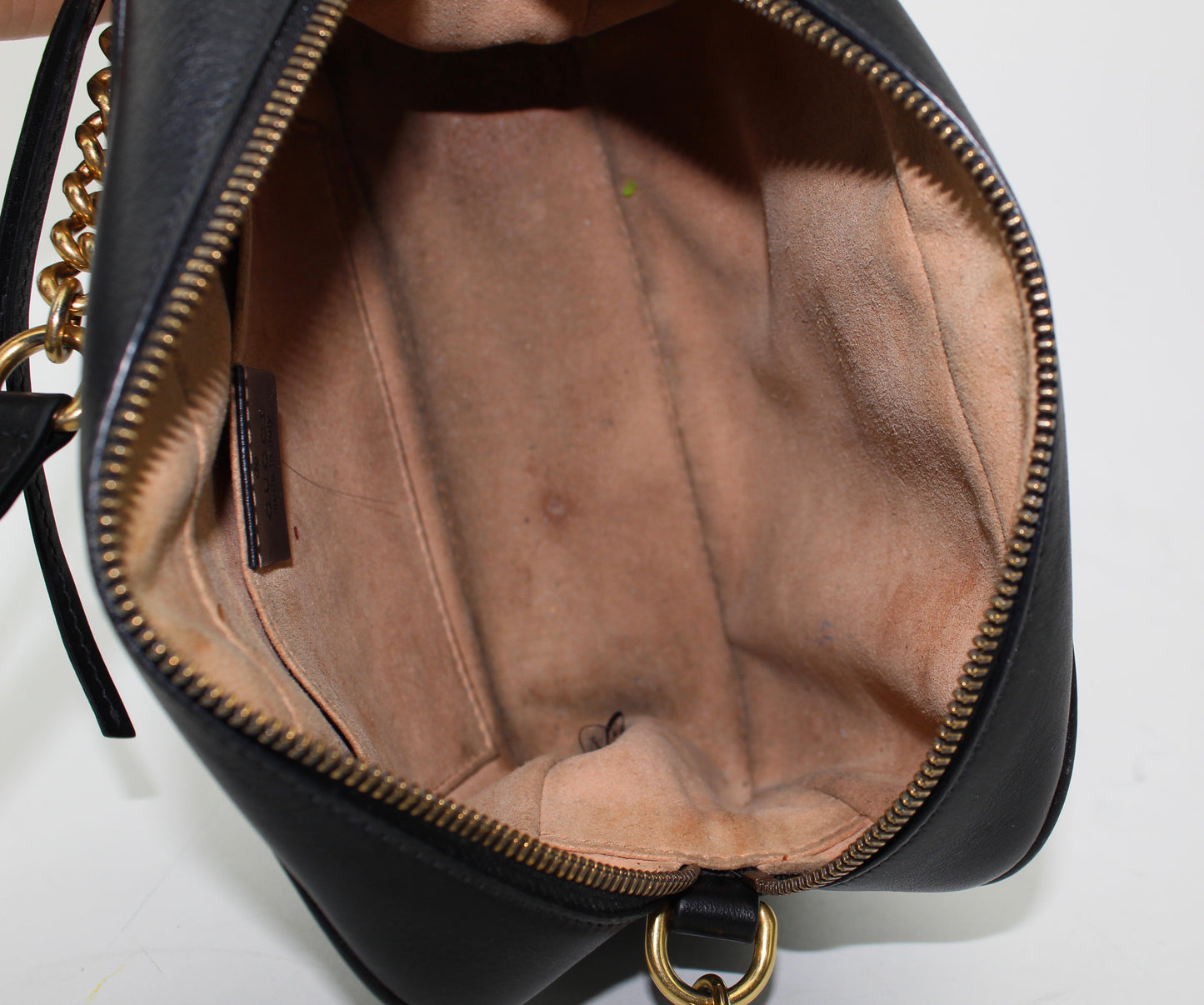 GUCCI GG MATÈLASSE CAMERA BAG