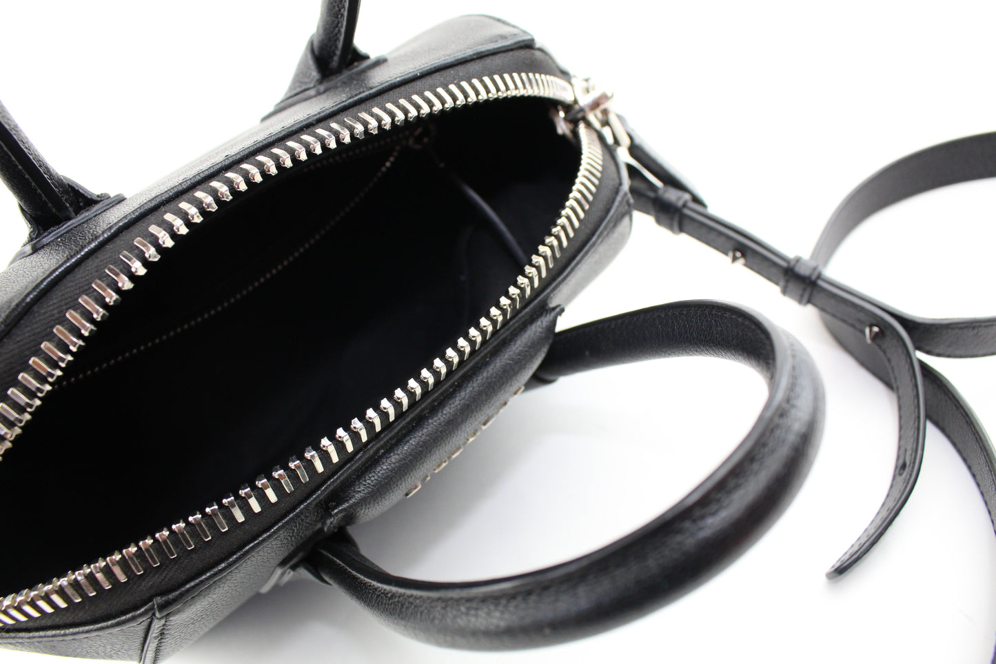 Givenchy Mini Antigona Grained Leather bag