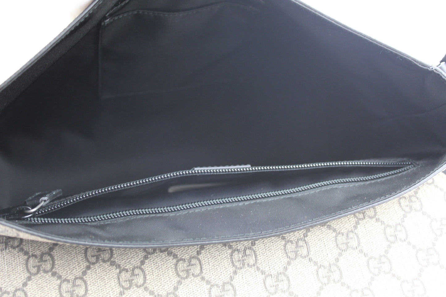 Gucci GG Canvas Cross Body Messenger Bag