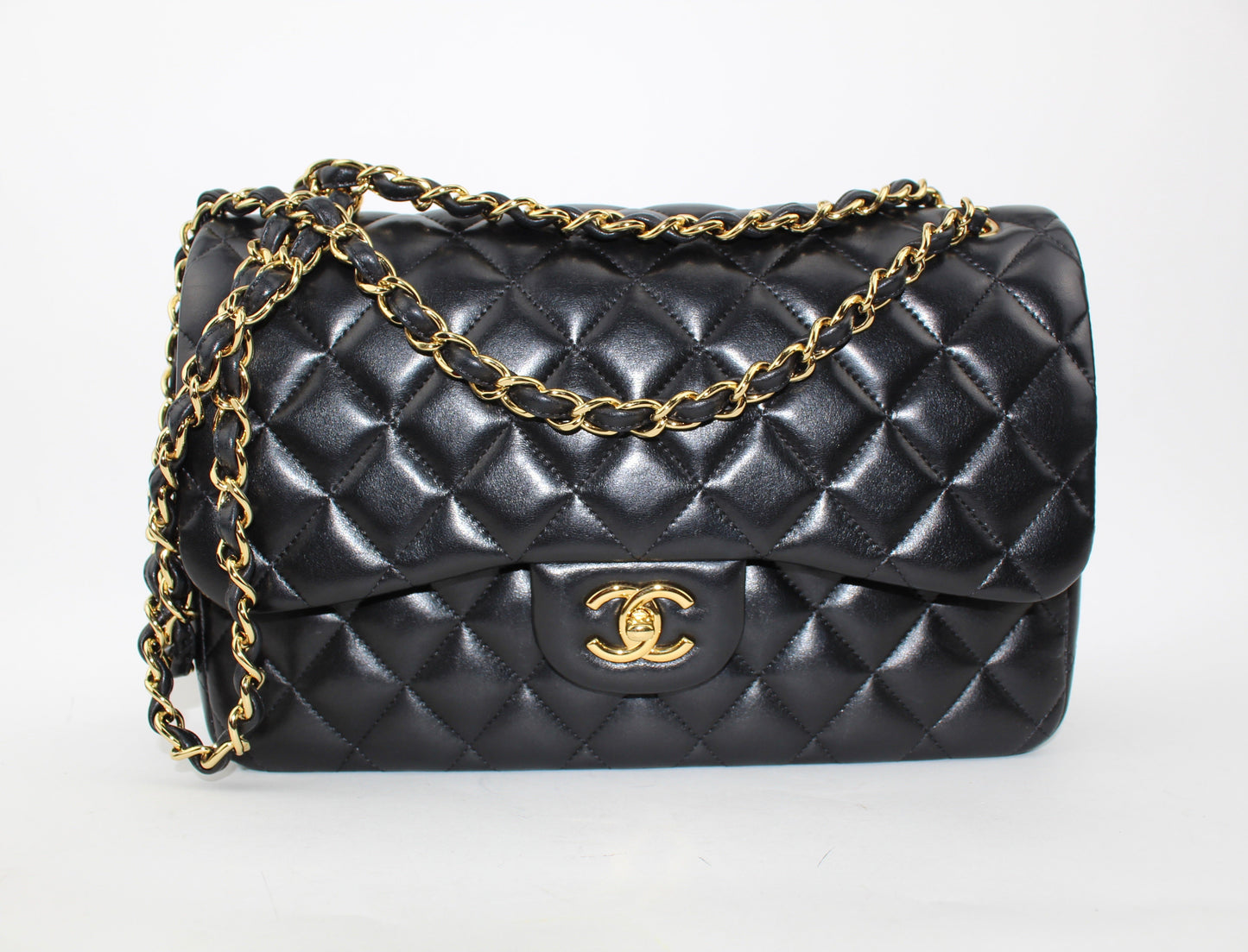 CHANEL JUMBO LAMBSKIN DOUBLE FLAP BAG