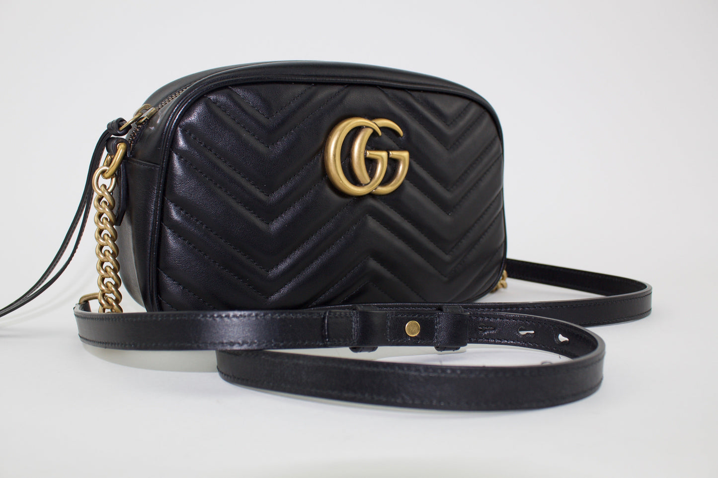 Gucci GG marmont Small Matelasse Shoulder bag