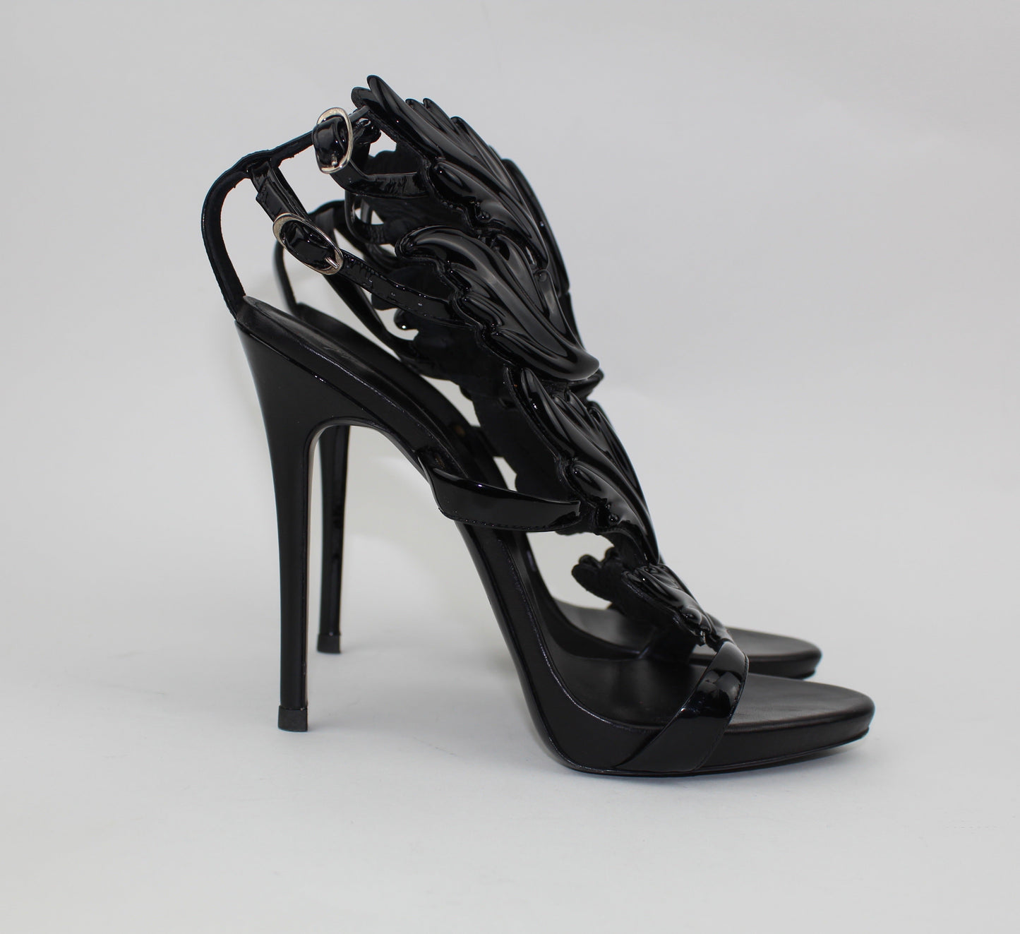 GIUSEPPE ZANOTTI CRUEL SUMMER SANDAL SIZE 38.5