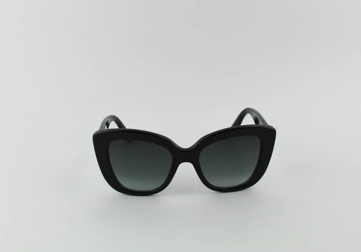 GUCCI BLACK SUNGLASSES