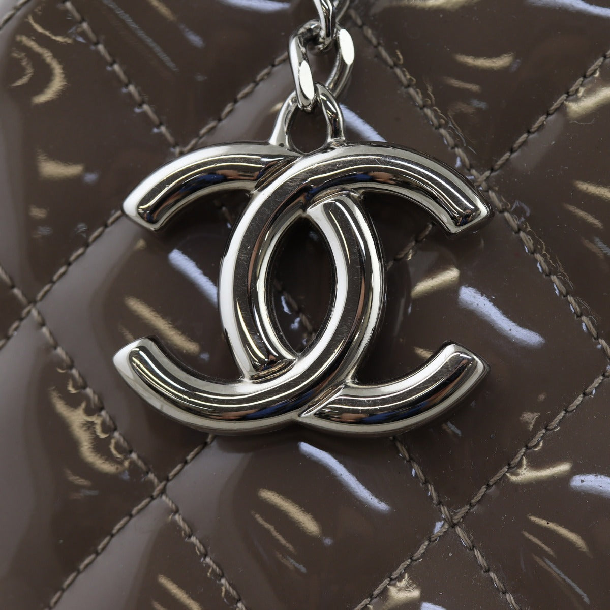 Chanel Mademoiselle Bowler Bag Large | Taupe