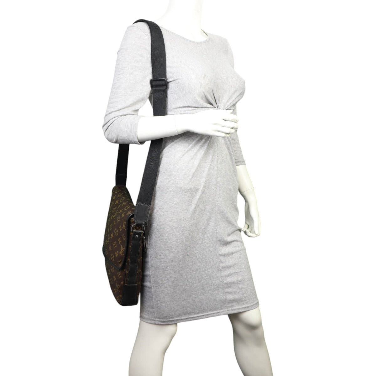 Louis Vuitton Bass MM Monogram Macassar