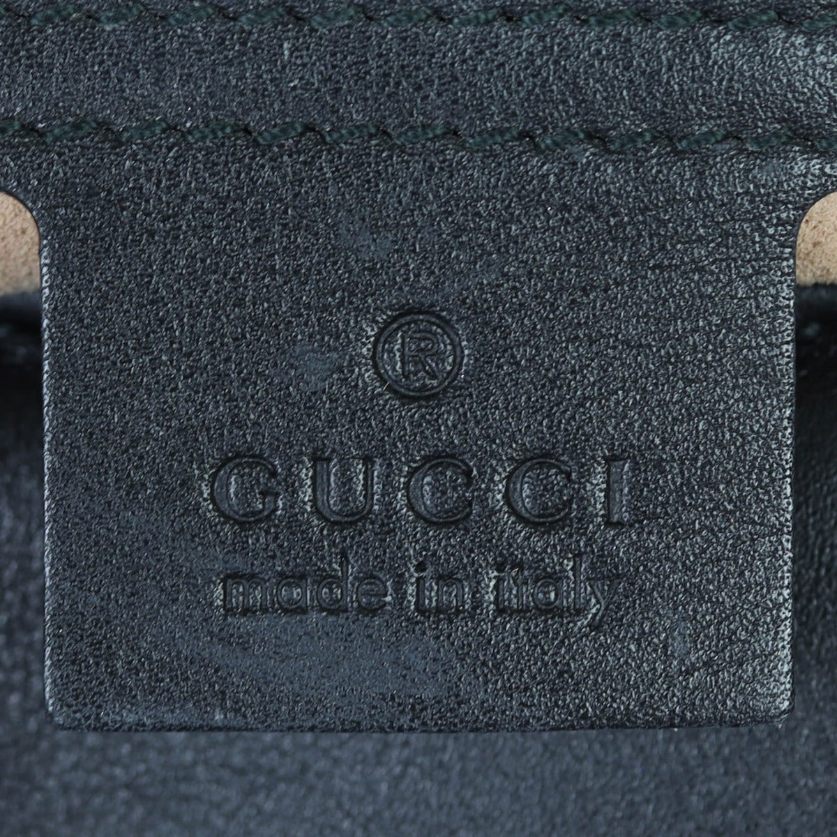 Gucci GG Marmont Matelasse Medium Shoulder Bag