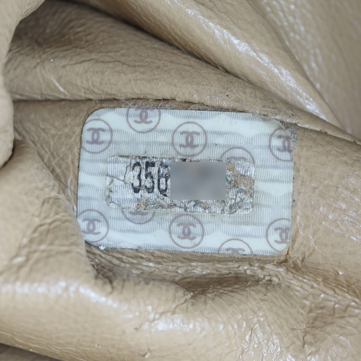 Chanel Vintage CC Jumbo XL Chain Shoulder Bag | Beige