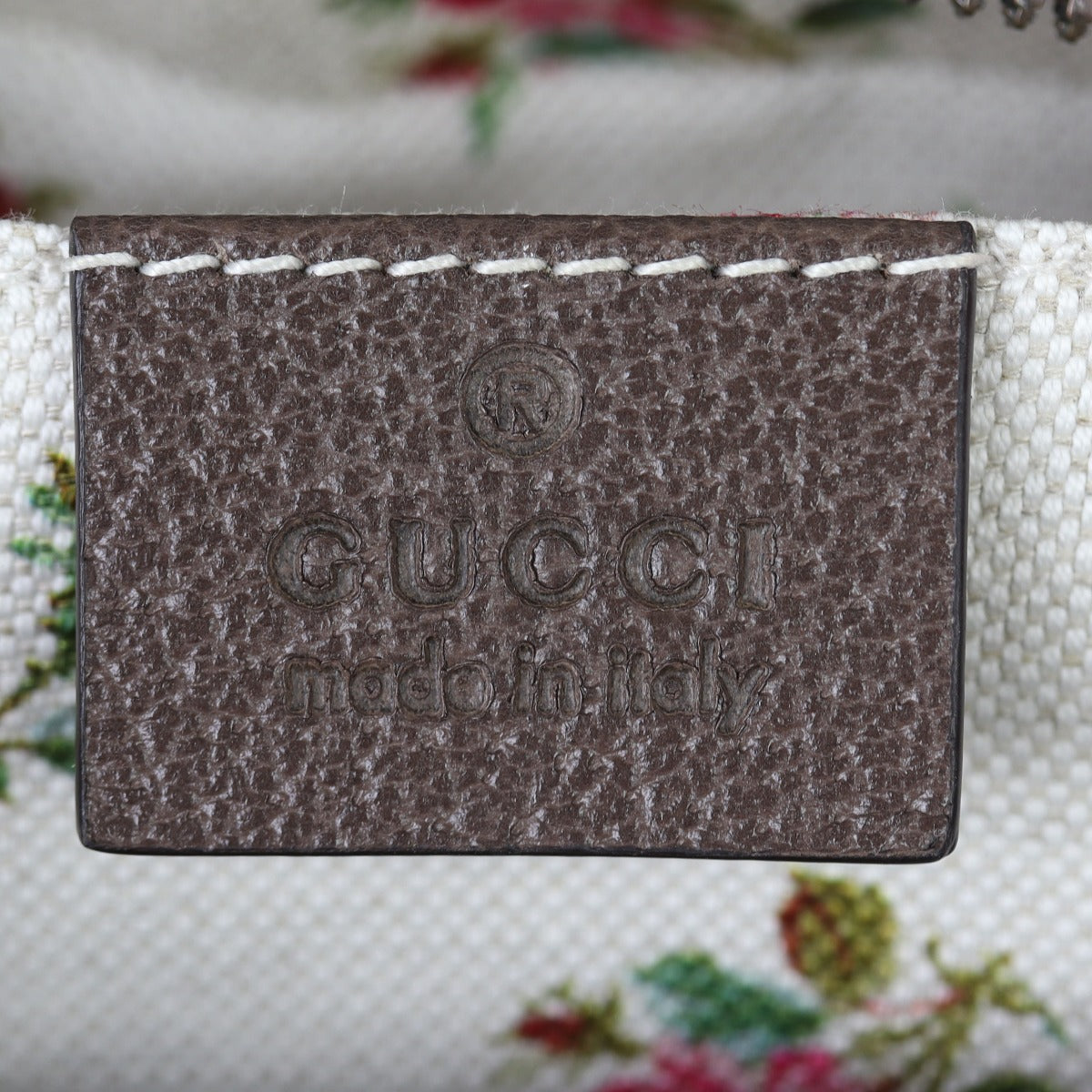 Gucci Neo Vintage GG Supreme Messenger Bag